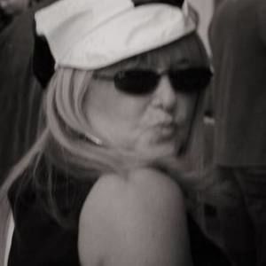 Meet your Posher, Gigi